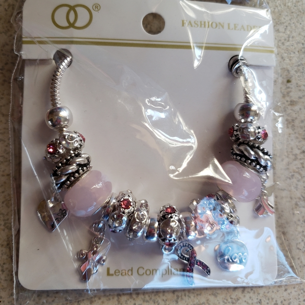 🎗NWT Breast Cancer bracelet 🎗